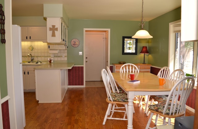 4336 Lookout Ln, Red Wing, MN 55066 - dining area featuring wood finished floors and baseboards