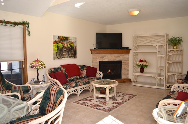 4336 Lookout Ln, Red Wing, MN 55066 - tiled living room featuring a fireplace