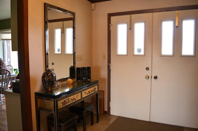 4336 Lookout Ln, Red Wing, MN 55066 - entrance foyer featuring plenty of natural light