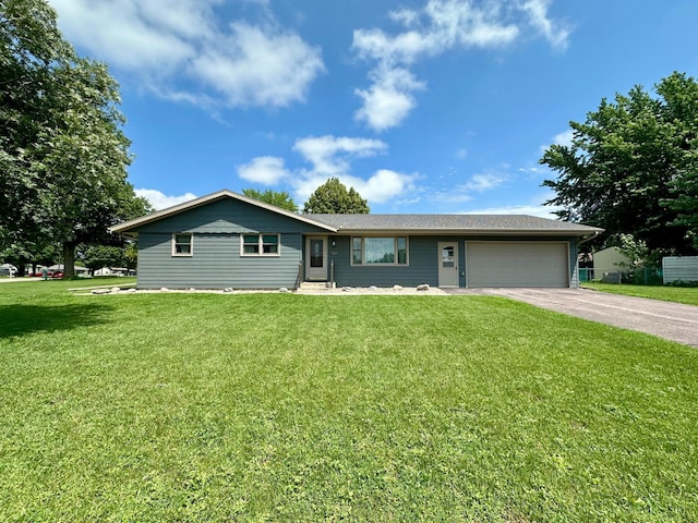 966 Pleasant Ave, Worthington, MN 56187 - photo 1