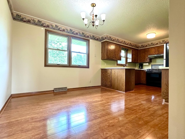 966 Pleasant Ave, Worthington, MN 56187 - photo 10
