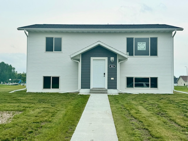 503 Mckinley St SE, Warroad, MN 56763 - photo 1