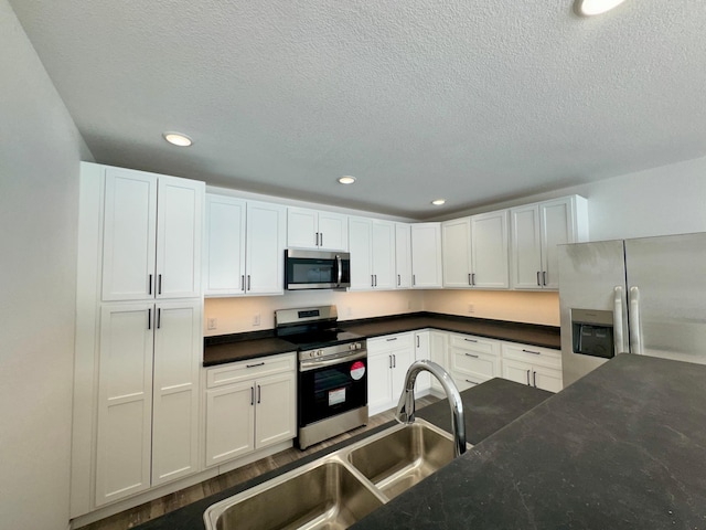 516 Garfield St SE, Warroad, MN 56763 - photo 3