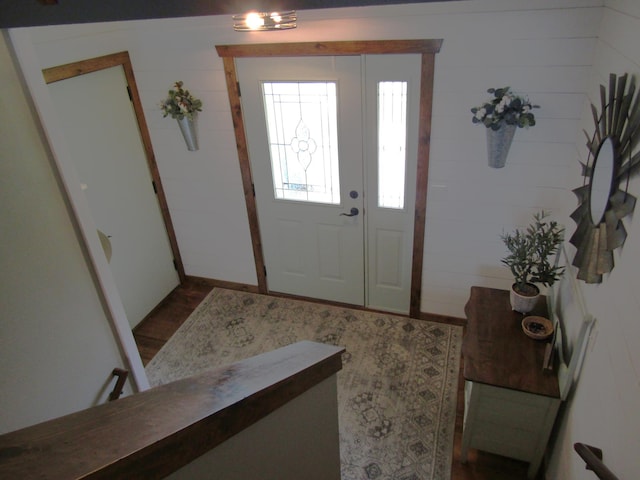 1103 15th St, Montevideo, MN 56265 - entryway with wood finished floors