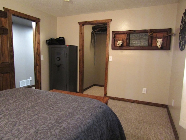 1103 15th St, Montevideo, MN 56265 - carpeted bedroom with baseboards