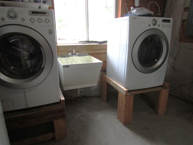 1103 15th St, Montevideo, MN 56265 - laundry room with washer / clothes dryer
