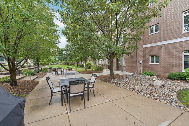 3251 Louisiana Ave S Unit 201, Saint Louis Park, MN 55426 - photo 32