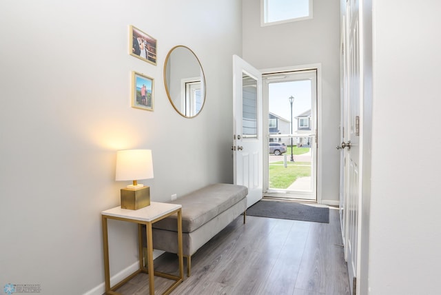 6870 17th St S, Fargo, ND 58104 - entrance foyer featuring wood finished floors and baseboards