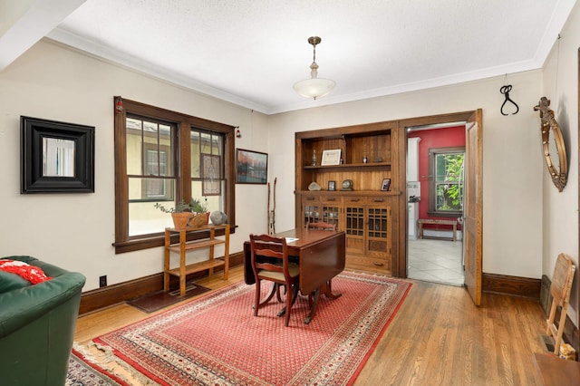 1914 Grand Ave, Saint Paul, MN 55105 - office space featuring ornamental molding and wood finished floors