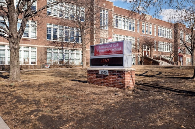 1914 Grand Ave, Saint Paul, MN 55105 - view of building exterior