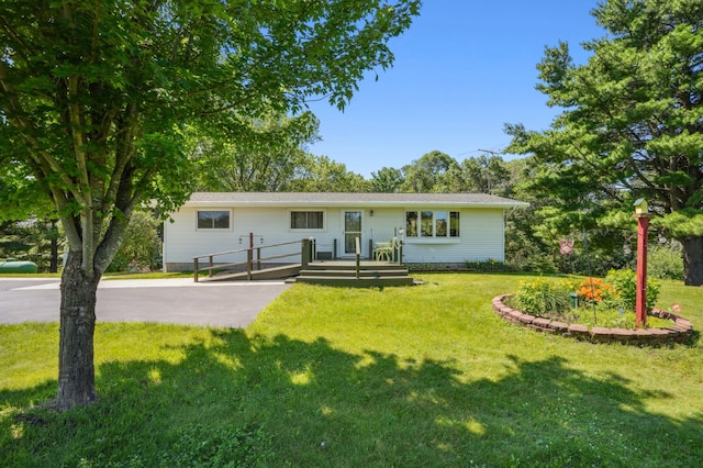 2160 35th Ave, Alden Twp, WI 54026 - view of front of home with a front yard and a wooden deck