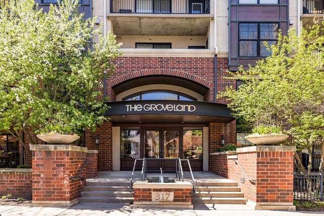 317 Groveland Ave Unit 106, Minneapolis, MN 55403 - photo 2