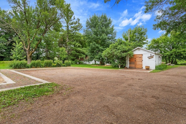 33245 Teal Ave, Shafer Twp, MN 55074 - view of yard with a storage shed