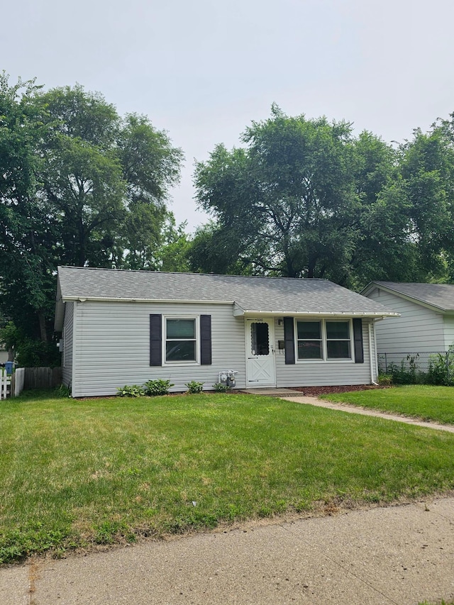 5040 Fremont Ave N, Minneapolis, MN 55430 - view of front facade