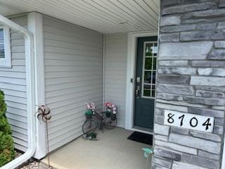 8704 Park Ave, Otsego, MN 55330 - doorway to property