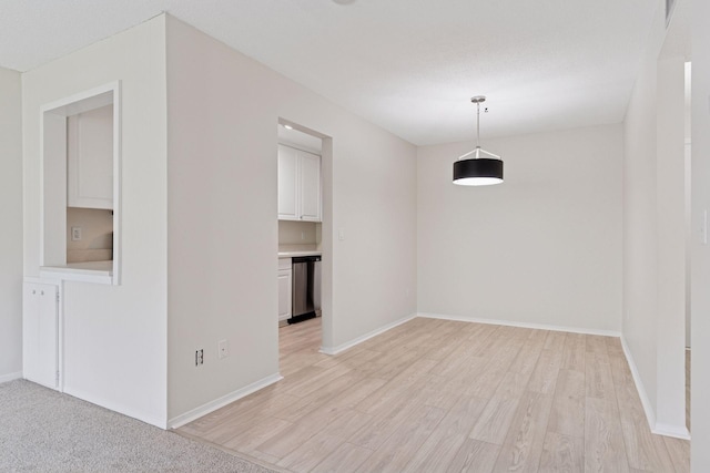 4100 Parklawn Ave Unit 118, Edina, MN 55435 - unfurnished room with light wood-style floors and baseboards