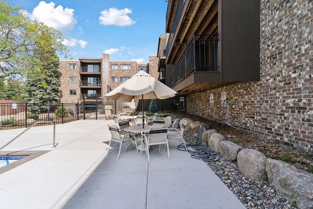 4100 Parklawn Ave Unit 118, Edina, MN 55435 - view of patio with outdoor dining space