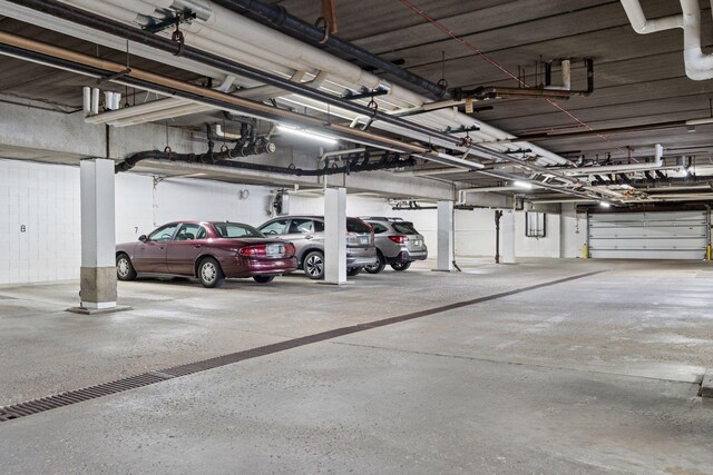 4100 Parklawn Ave Unit 118, Edina, MN 55435 - view of parking garage