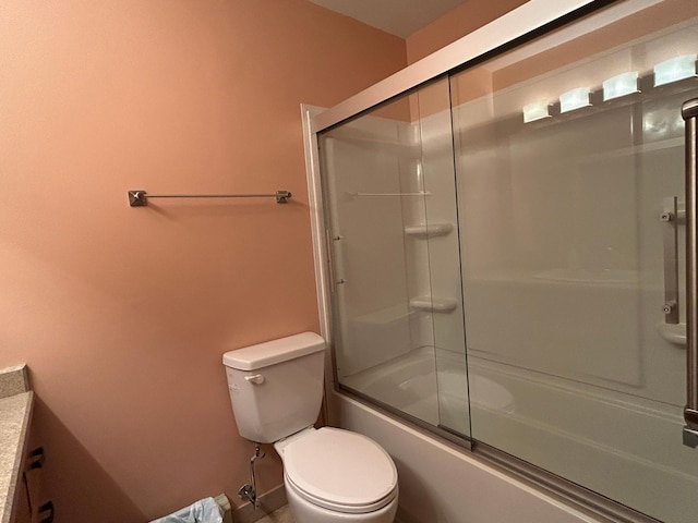 402 6th St NE, Barnesville, MN 56514 - full bath featuring bath / shower combo with glass door and vanity