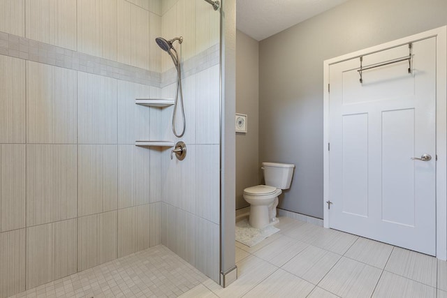 307 Brussels Ct, Marshall, MN 56258 - full bath featuring a tile shower and tile patterned floors