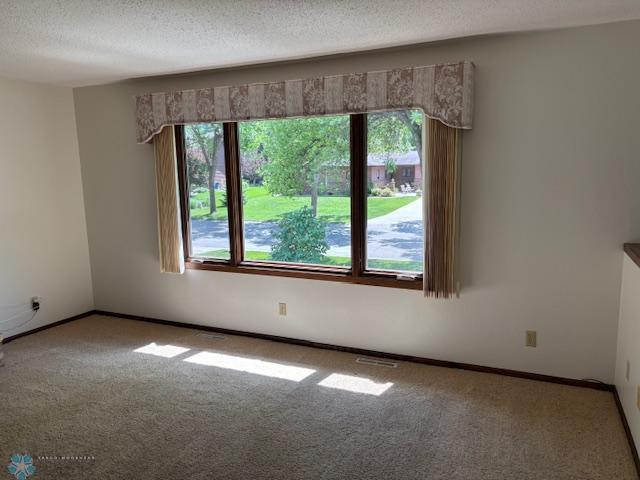 3818 Rivershore Dr, Moorhead, MN 56560 - photo 3