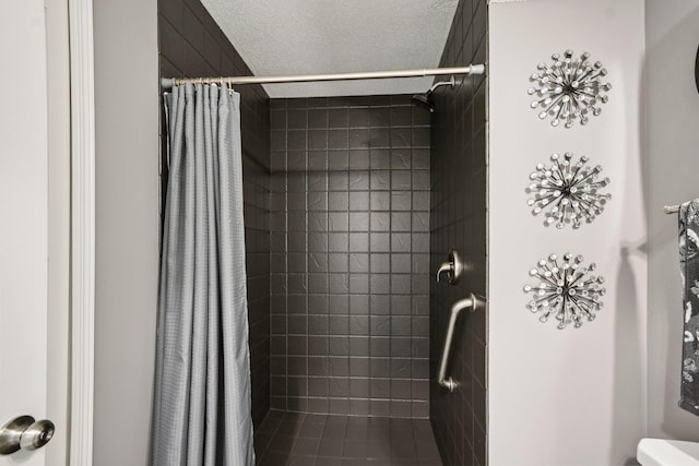 1021 18th Ave SE, Forest Lake, MN 55025 - full bath with toilet and tiled shower