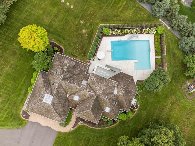 2255 French Creek Cir, Orono, MN 55391 - bird's eye view of a pool area