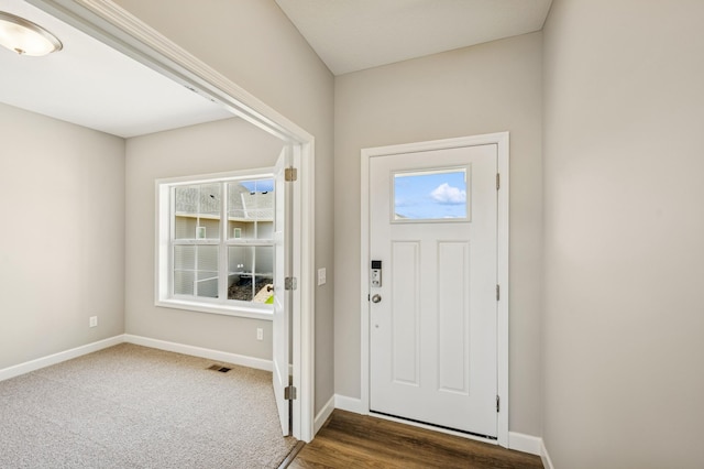 2627 Arbor Dr, Buffalo, MN 55313 - entrance foyer with baseboards