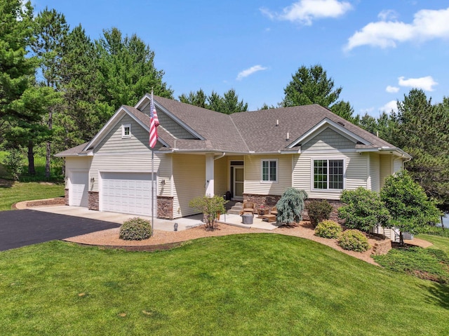 13725 Maxwell Rd, Chisago Lake Twp, MN 55013 - view of front facade with driveway, a garage, and a front yard