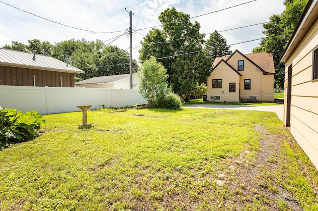 210 1st Ave SW, Glenwood, MN 56334 - view of yard