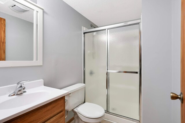 1110 Lilac Ct, Waconia, MN 55387 - full bath featuring a shower stall and vanity