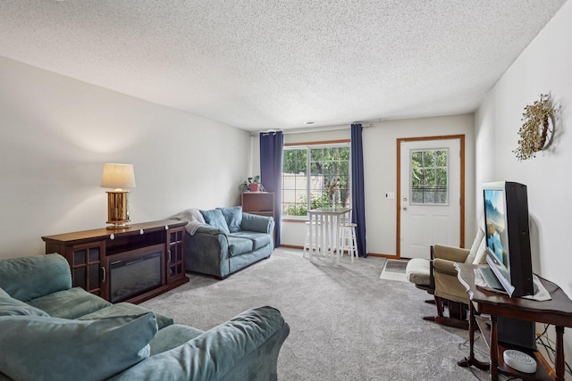 2001 Gresham Ave N, Oakdale, MN 55128 - carpeted living area featuring a textured ceiling
