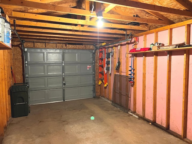 5019/5021 Ojibwa Rd, Brainerd, MN 56401 - view of garage