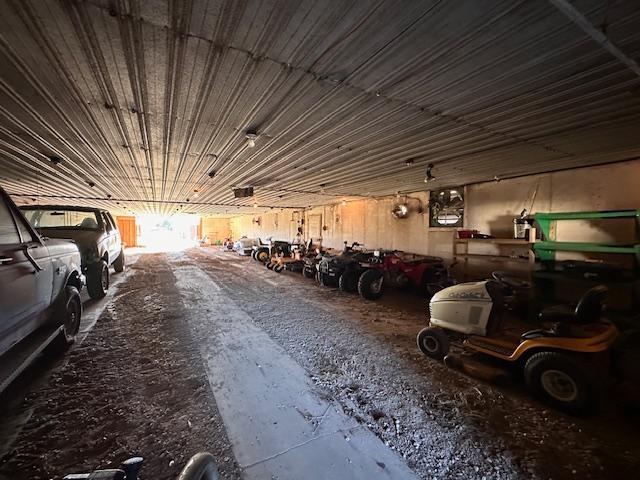 3507 Salo Rd, Waasa Twp, MN 55732 - view of garage