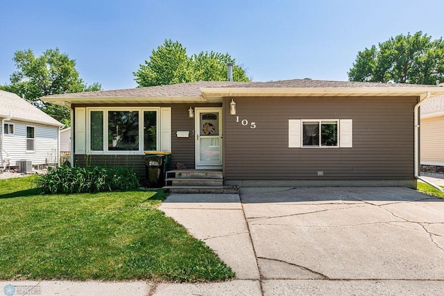 105 5th Ave W, West Fargo, ND 58078 - view of front of house with a front lawn
