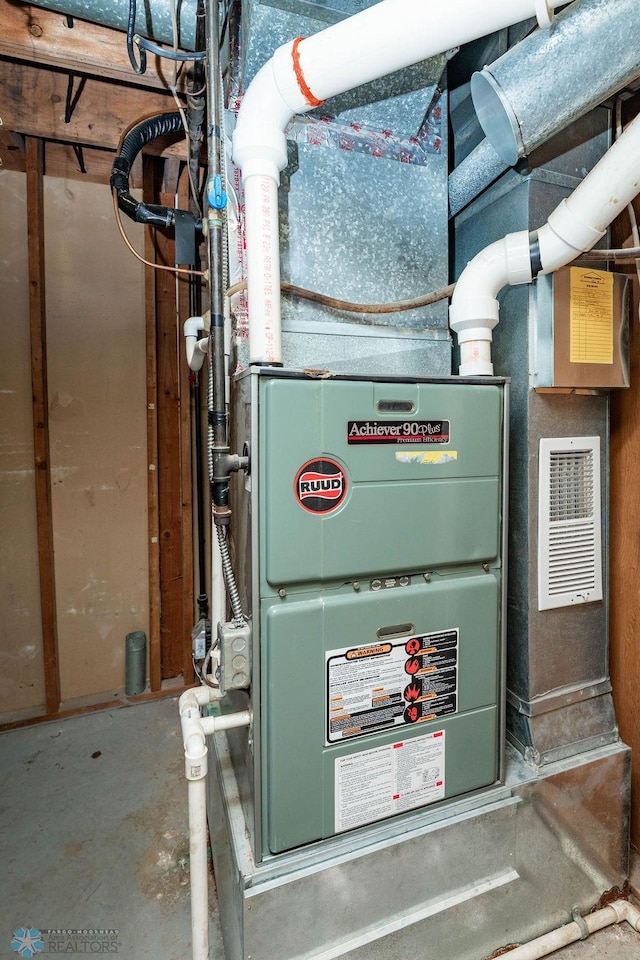 105 5th Ave W, West Fargo, ND 58078 - utility room with heating unit