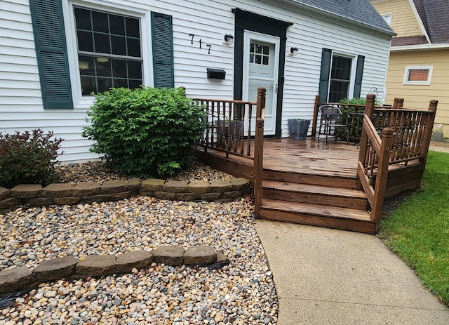717 2nd Ave SW, Pipestone, MN 56164 - view of wooden deck