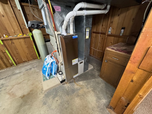 1204 Garflield Ave, Albert Lea, MN 56007 - utility room with heating unit