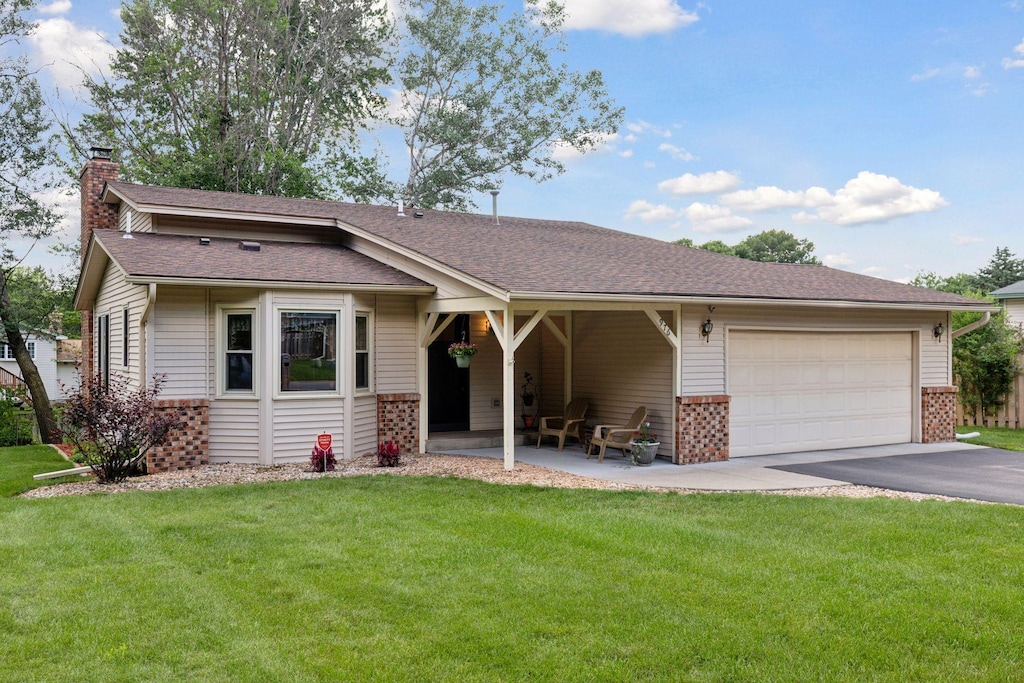 976 122nd Ln NW, Coon Rapids, MN 55448 - photo 1