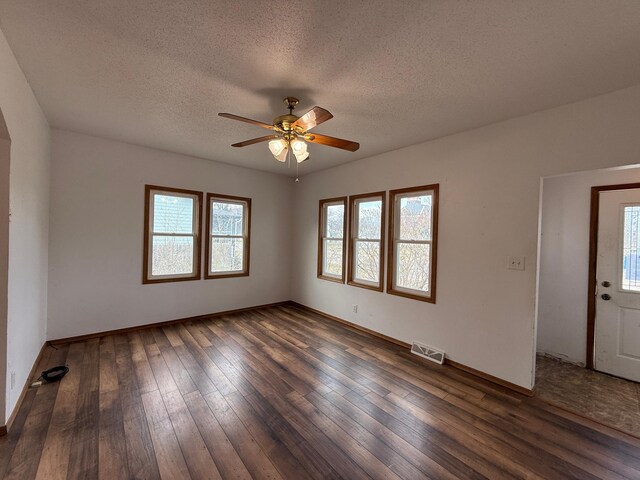 708 5th Ave, Madison, MN 56256 - photo 5