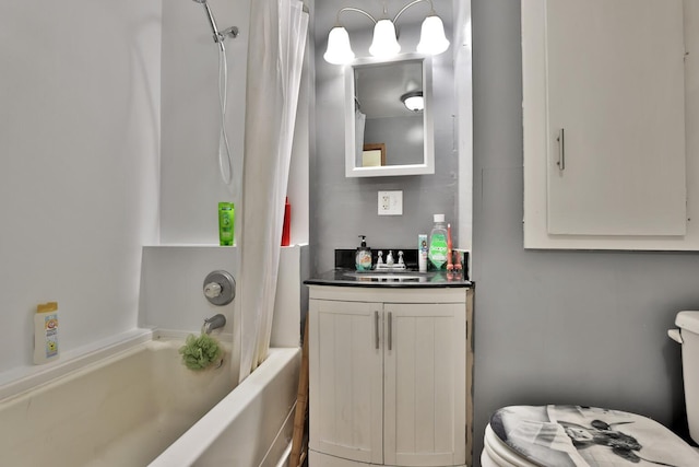 75309 Twin Oaks Rd, Bremen Twp, MN 55735 - bathroom featuring shower / bathtub combination with curtain and vanity