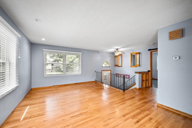 711 Quincy St NE, Minneapolis, MN 55413 - photo 2