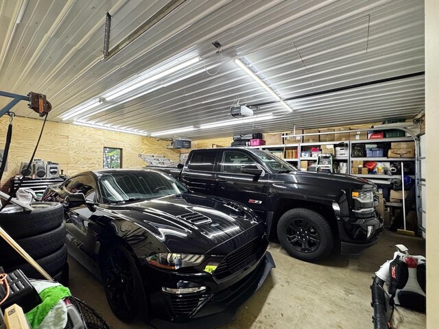 8766 Interlachen Rd, Lake Shore, MN 56468 - garage with a garage door opener