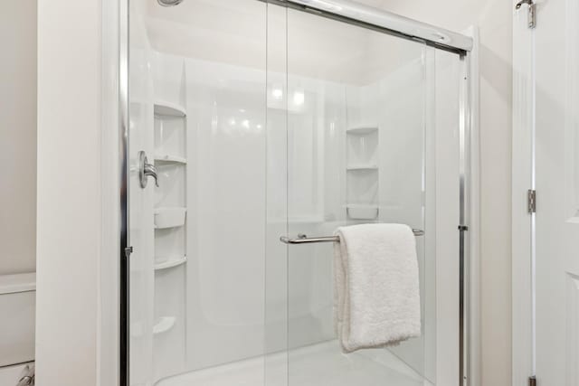 6645 Jody Ave S, Cottage Grove, MN 55016 - full bath with a shower stall