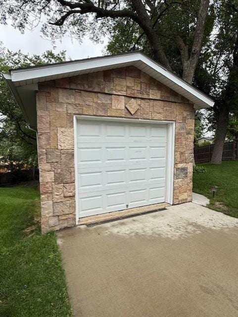 688 Miller Ave, Windom, MN 56101 - detached garage featuring driveway