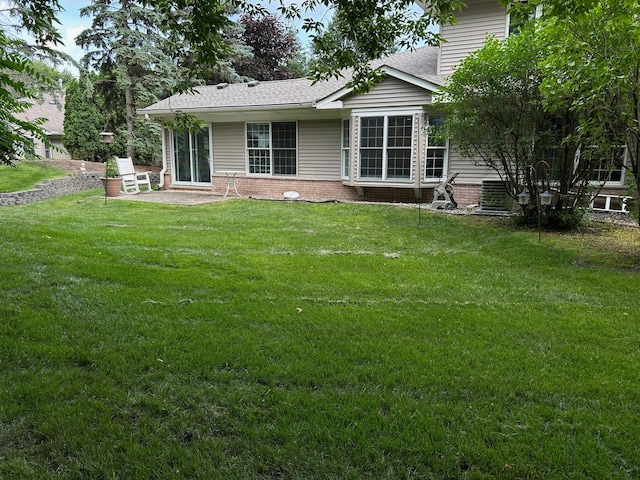 5220 Spring Cir, Shorewood, MN 55331 - photo 2