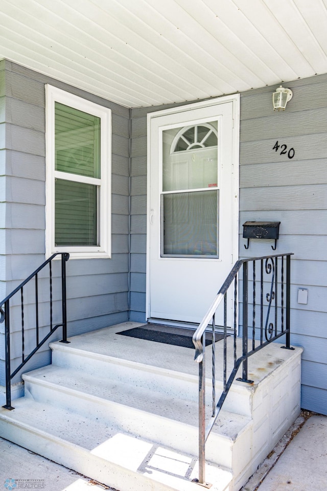 420 17th St S, Moorhead, MN 56560 - entrance to property