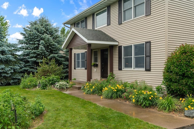 876 162nd St, Hammond, WI 54015 - view of front of house with a front yard