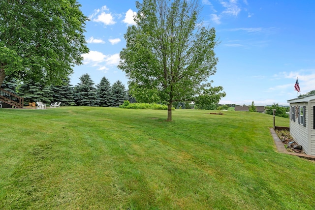 876 162nd St, Hammond, WI 54015 - view of green lawn