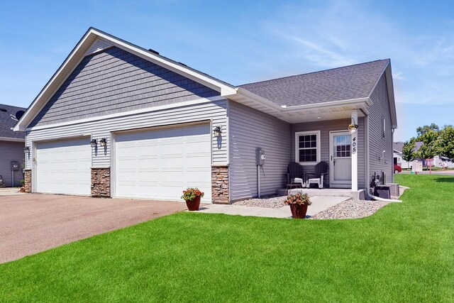 405 Meadow Ln, Norwood Young America, MN 55397 - photo 1